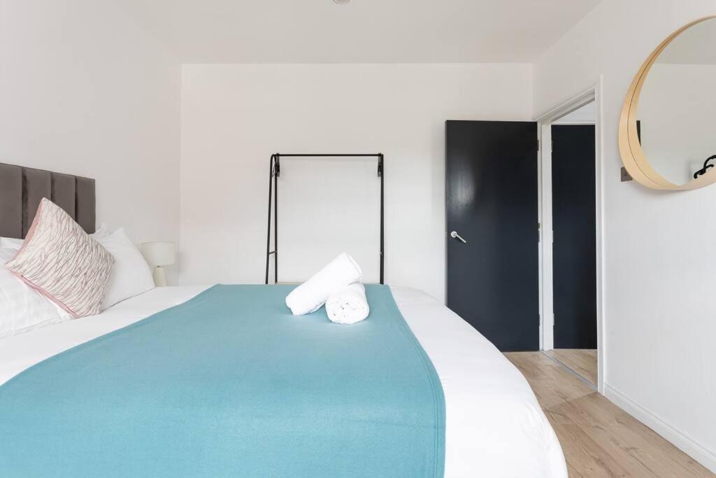 Top Floor, City Centre, Parking Белфаст Екстериор снимка